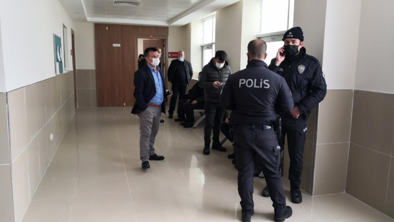 Öğretmeninden şiddet gören çocuk anlattı: Kanlı kazağımı çıkartıp yenisi aldı